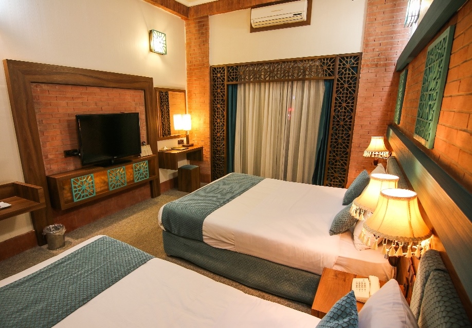 اتاق هتل پارسیان بوعلی